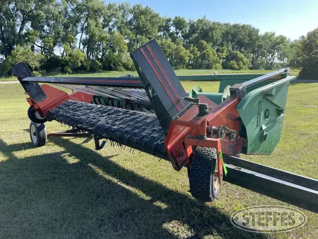 John Deere 912