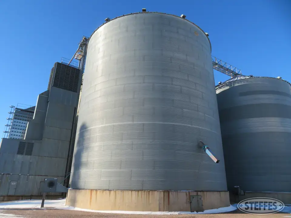 159,000 Bu. Grain Bin