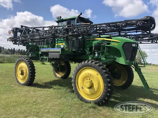 2009 John Deere 4730