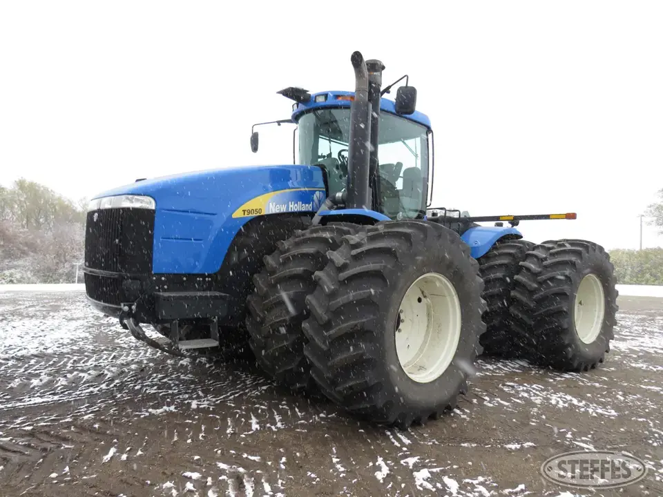 2011 New Holland T9050 4WD Tractor