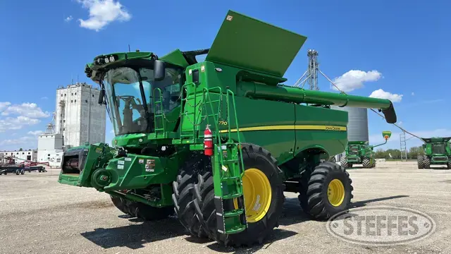 2023 John Deere S770