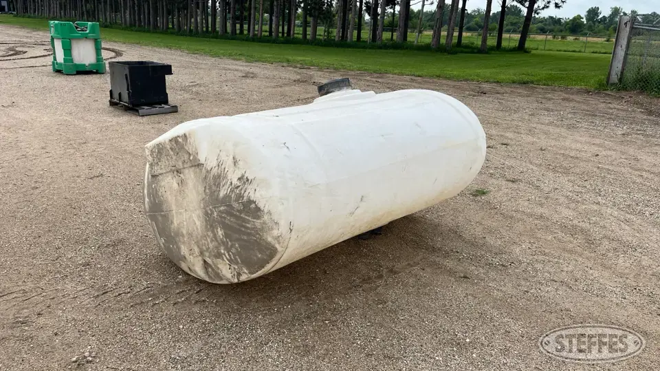 Snyder Ind. Poly Tank