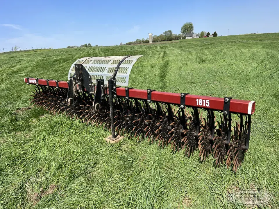 M & W 1815 Rotary Hoe