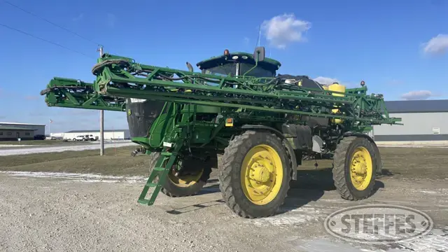 2018 John Deere R4045