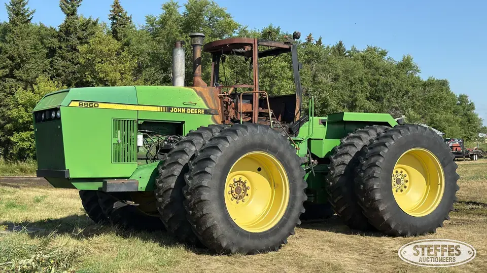 1990 John Deere 8960 4WD Tractor