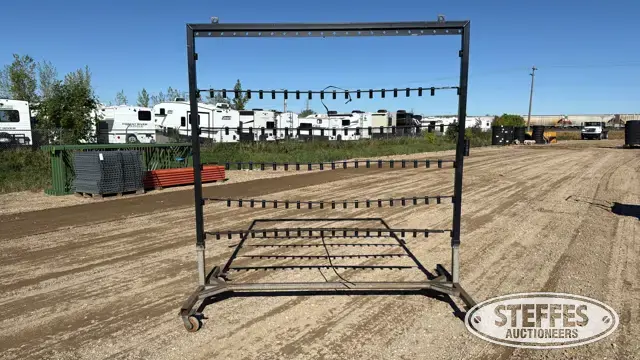 Cantilever storage rack
