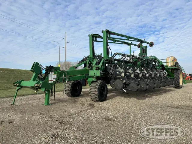 2009 Great Plains YP1625