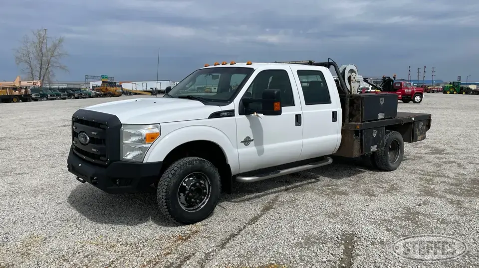 2012 Ford F-350 XL Flatbed Truck