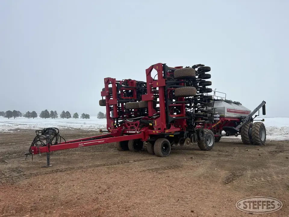 2012 Amity Air Drills and Air Seeder