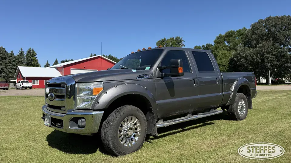 2011 Ford Super Duty F-350 Lariat 1 Ton Pickup