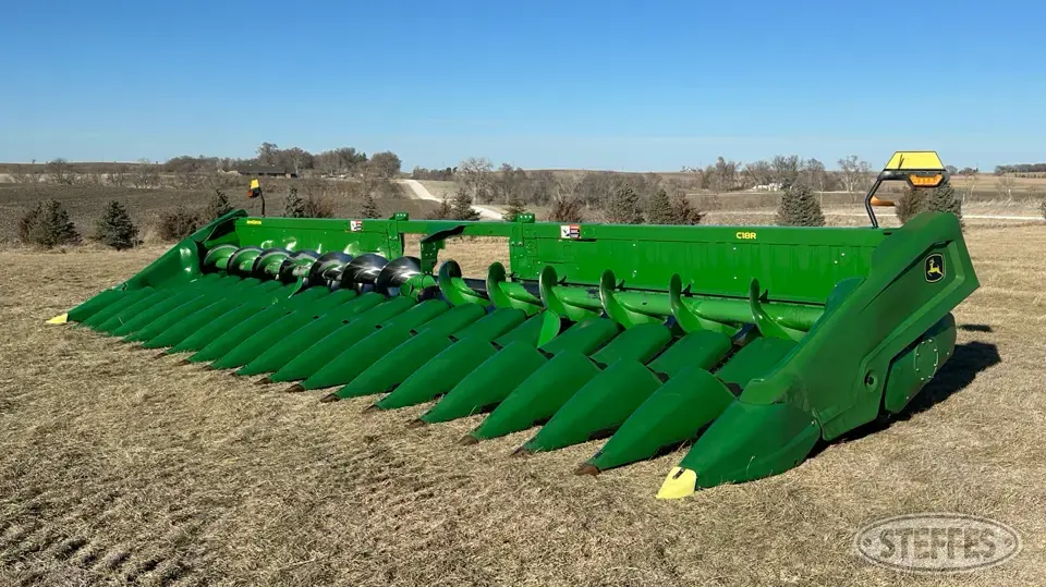 2023 John Deere C18R Corn Head