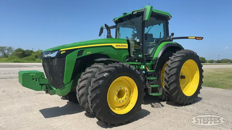 2023 John Deere 8R 370 MFWD Tractor