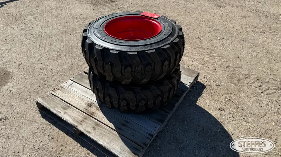 (2) Beaver 12-16.5 skid steer tires Tractor-Implement Tire