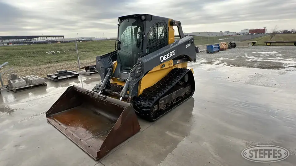 2017 Deere 331G Tracked Skid Steer