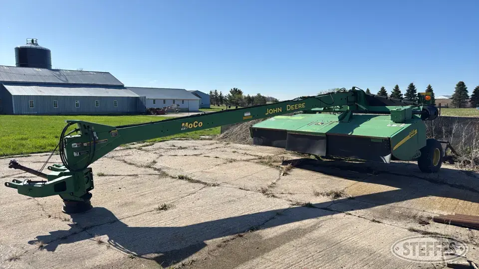 John Deere 946 Mower Conditioner