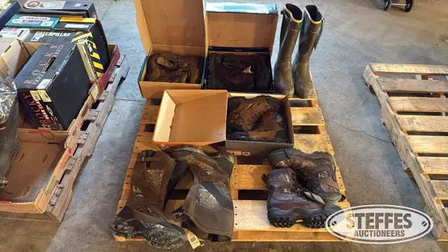 (6) Pairs of hunting boots