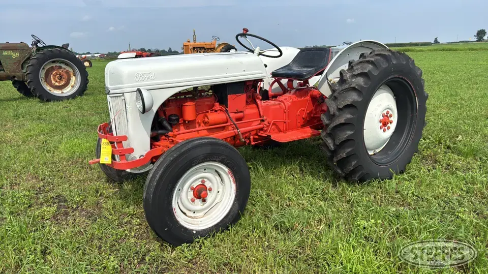 1950 Ford 8N 2WD Tractor