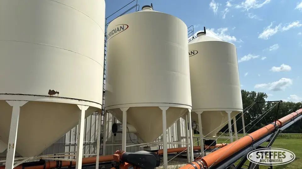 Meridian MGM3000 Hopper Bin