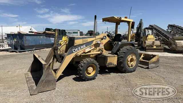 2005 Deere 210LE