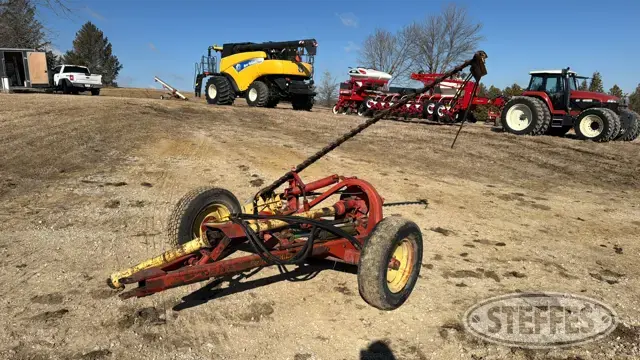 New Holland 456