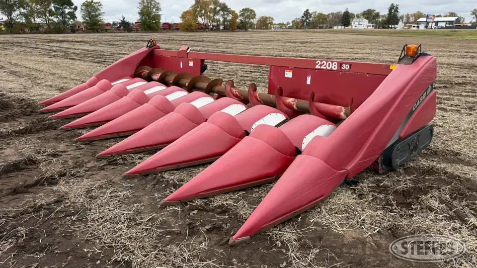 2008 Case IH 2208 Corn Head