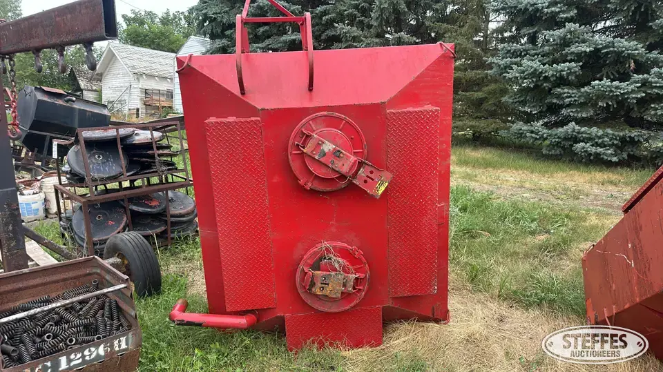 Gravity hopper Ag Equipment Part