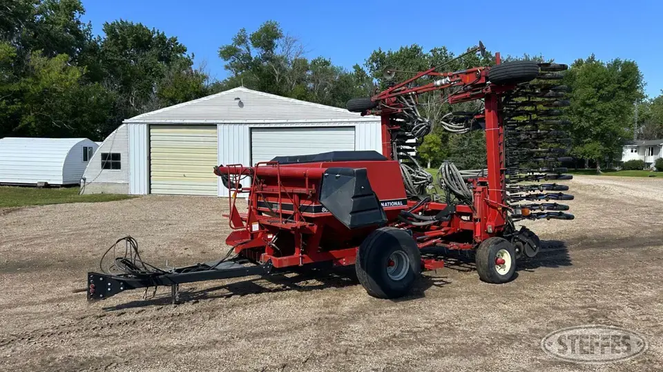 Case IH 8600 Air Drills and Air Seeder