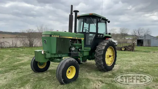 1983 John Deere 4450