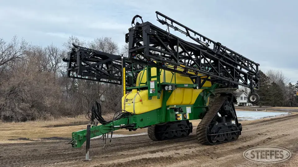 2012 Top Air TA1600 Pull-Type Sprayer