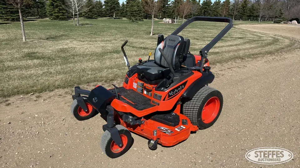 2022 Kubota ZD1211 Zero Turn Mower