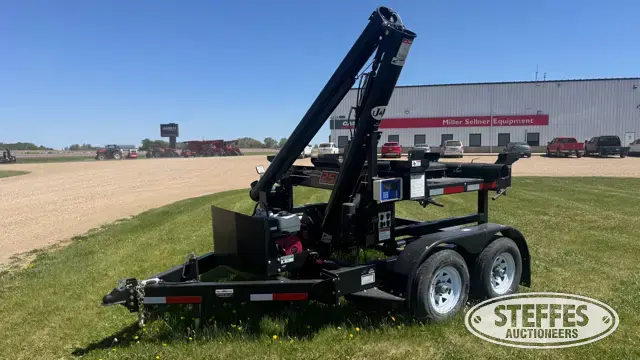 2024 J & M 251 Pro-Box
