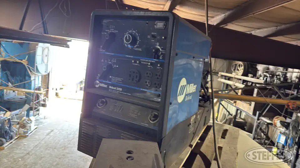 Miller Bobcat 225D Welding