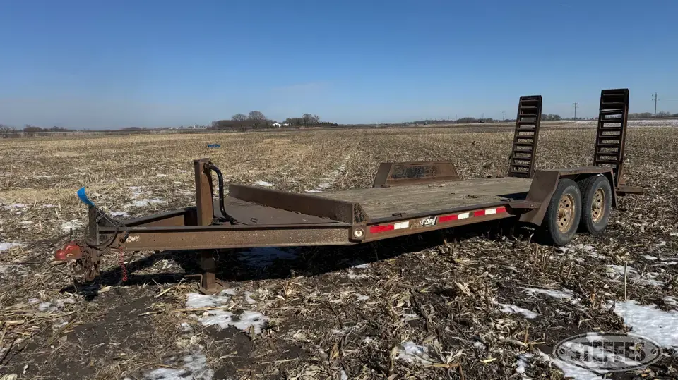 2011 Redi Haul Flatbed Trailer