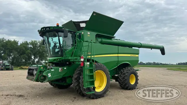2013 John Deere S680