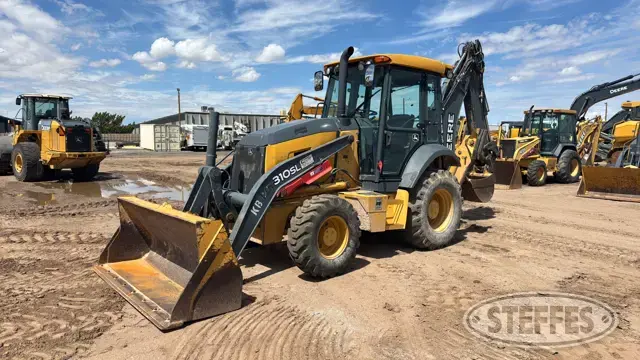 2016 Deere 310SL