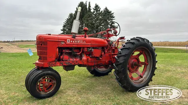 1953 Farmall Super H