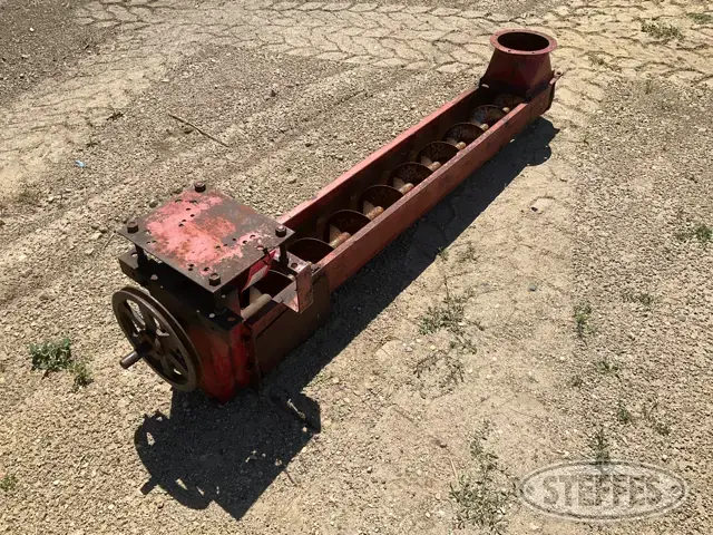 U-trough auger