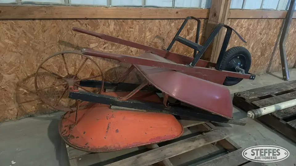 (2) Wheelbarrows Farm Support Item