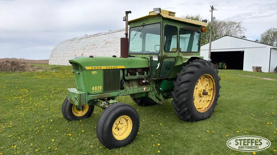 1970 John Deere 4020 2WD Tractor
