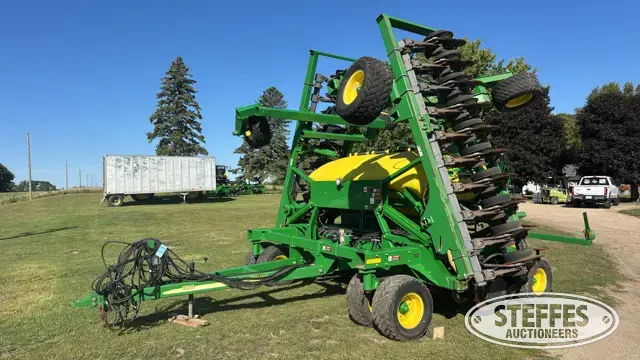 2006 John Deere 1990