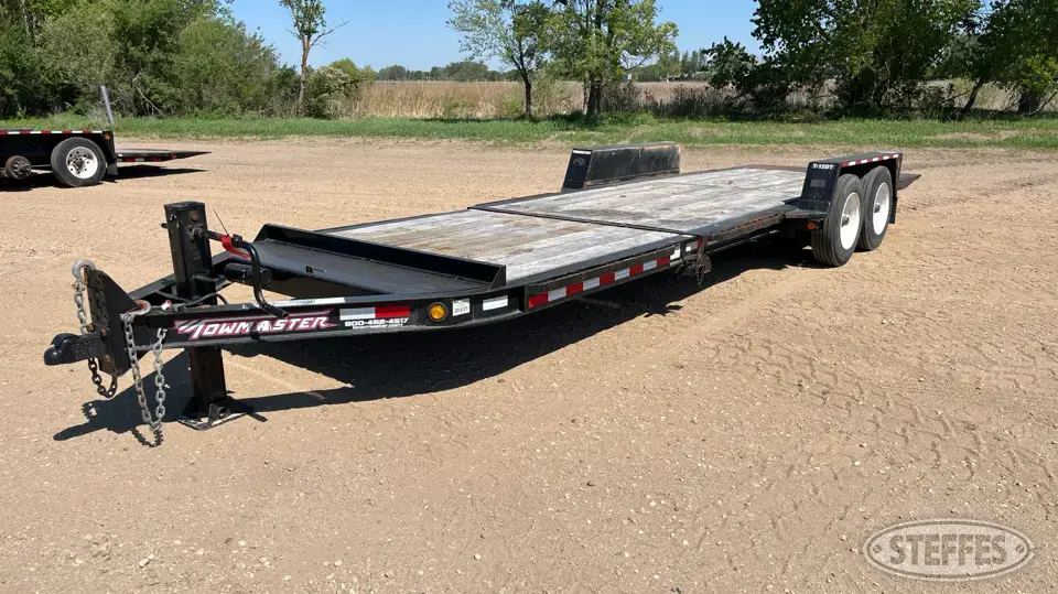 2020 Towmaster T-12DT Flatbed Trailer