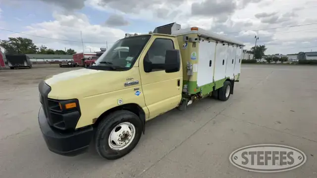 2010 Ford E450