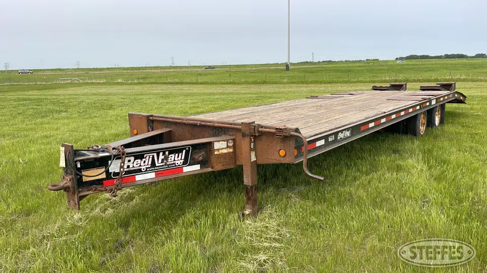 2011 Redi Haul R31215PFE-102 Flatbed Trailer