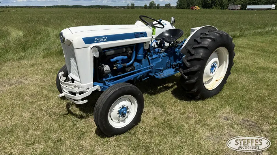1956 Ford 800 Collectible Tractor