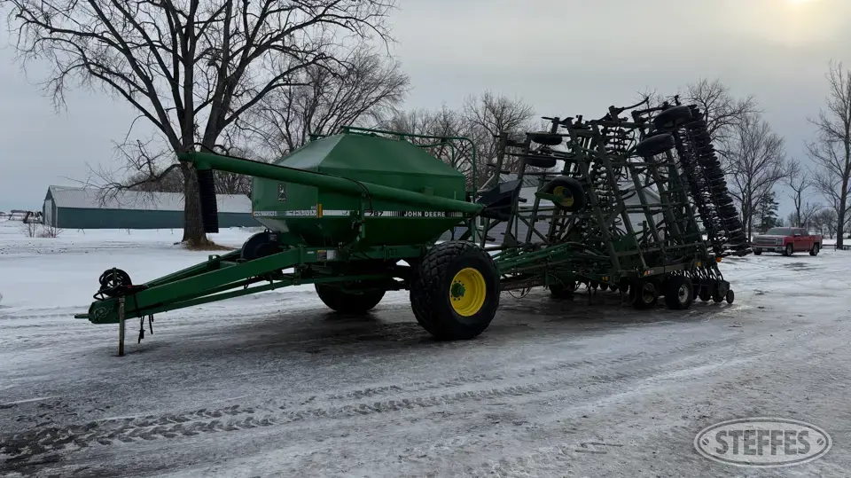 John Deere 730 Air Drills and Air Seeder