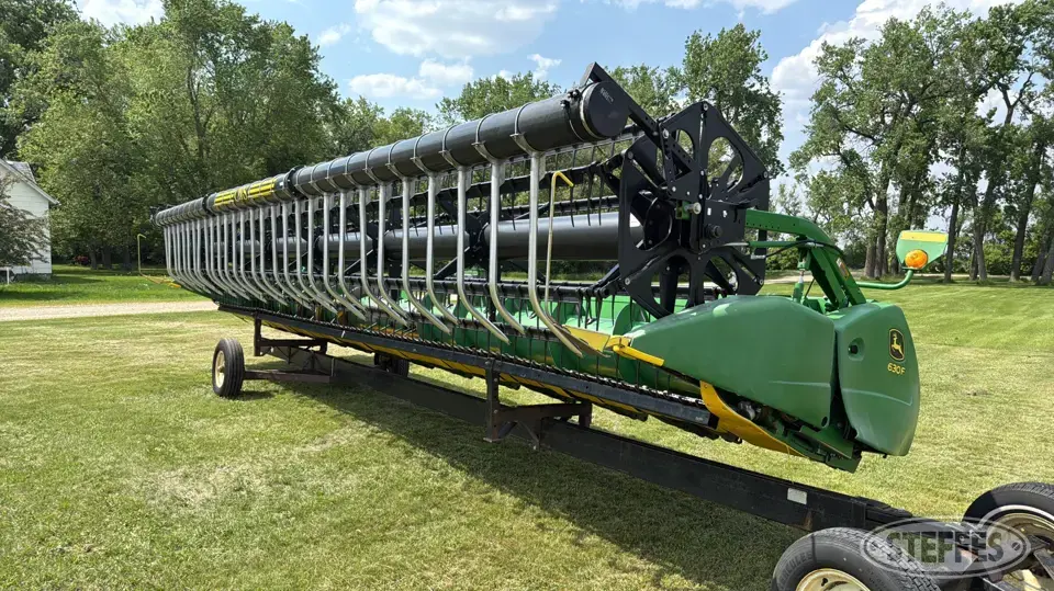 2013 John Deere 630F Flex Head
