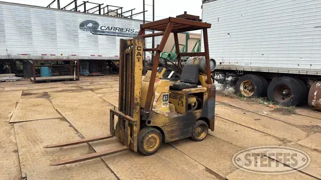 Towmotor 422S