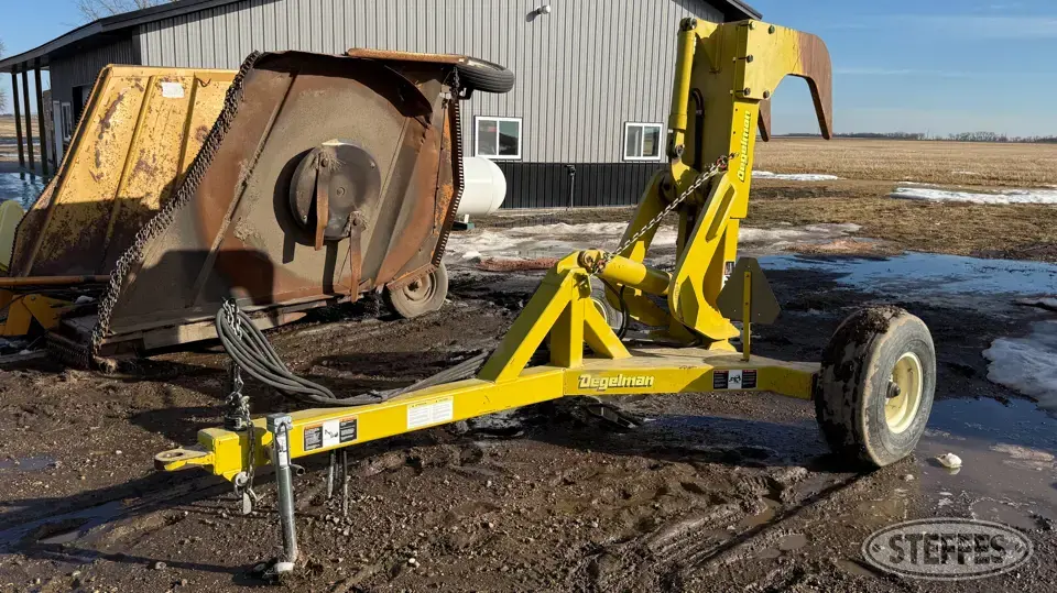 Degelman RD320 Rock Picker