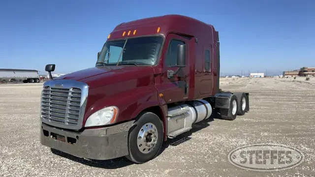 2013 Freightliner Cascadia 125