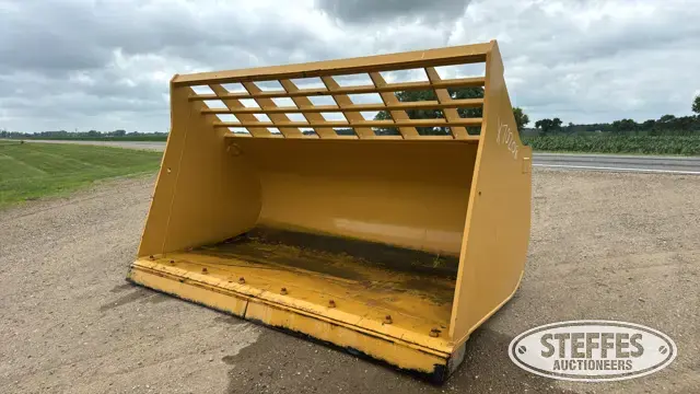 CAT 966M/972M loader bucket